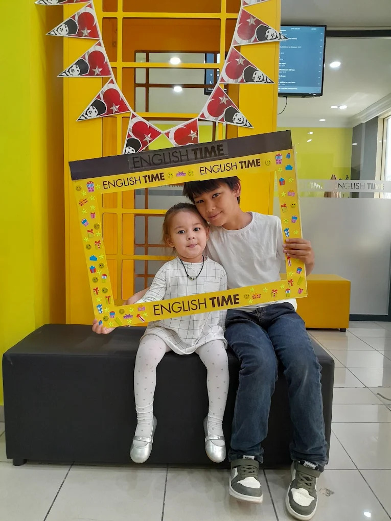English Time Burdur Galeri 22