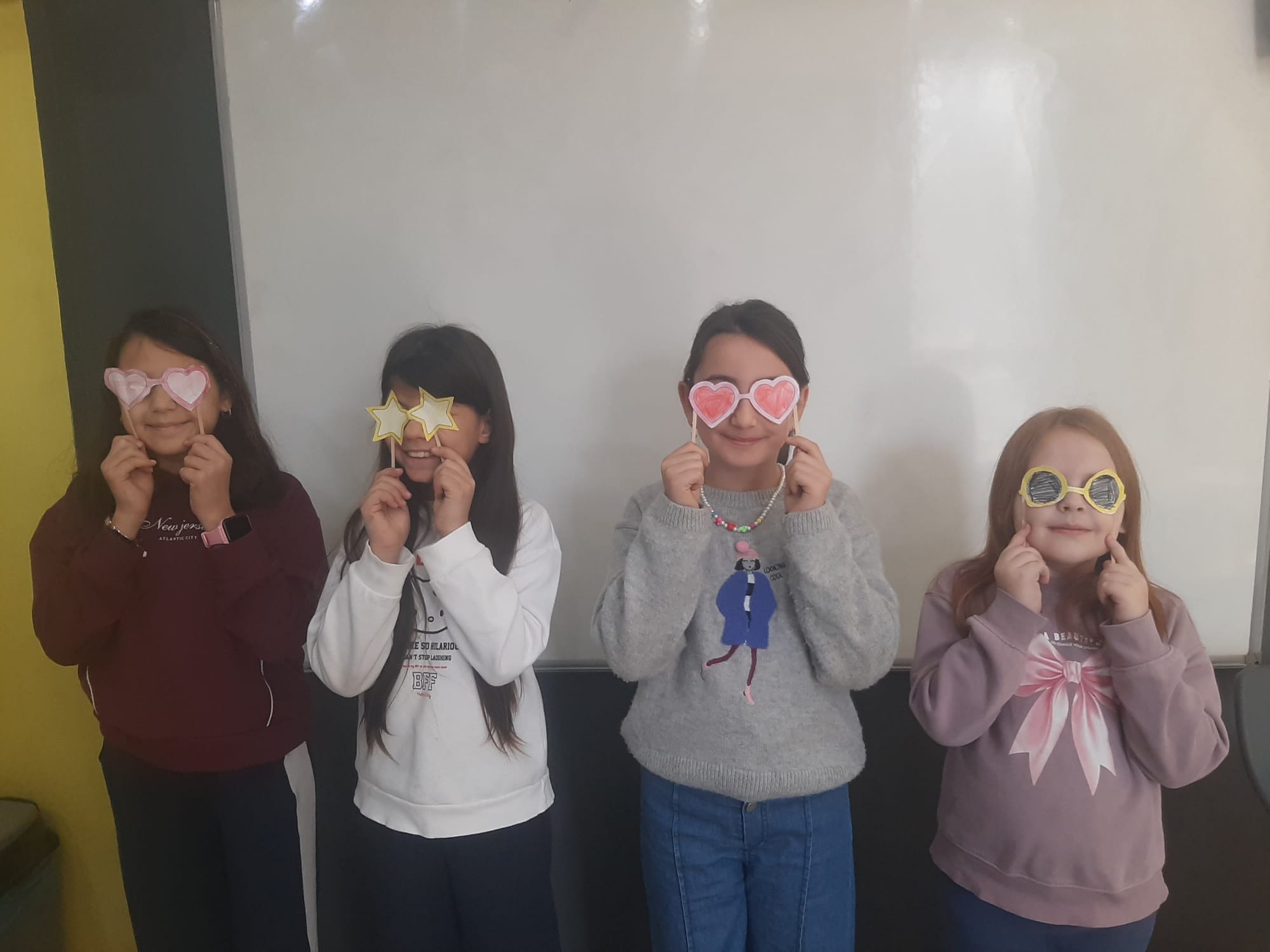 English Time Burdur Galeri 13