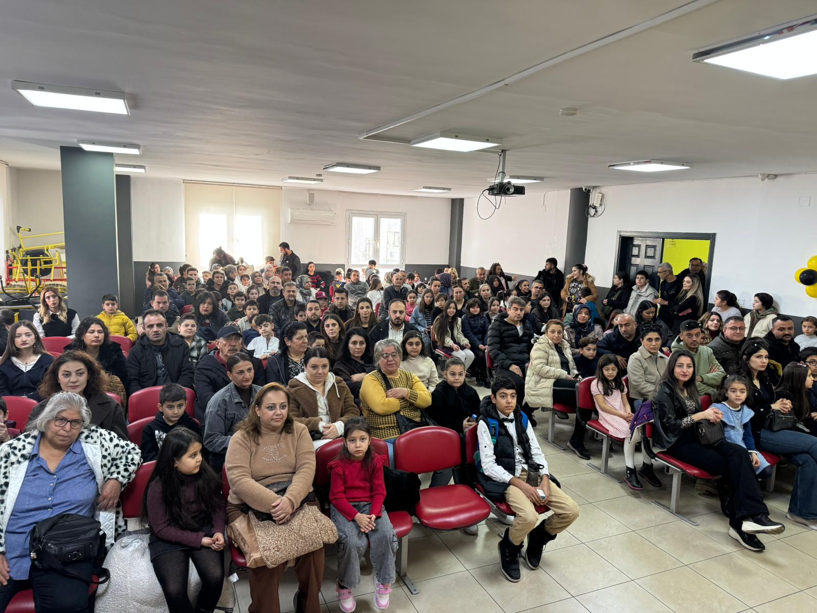English Time Adana-Çukurova Galeri 1