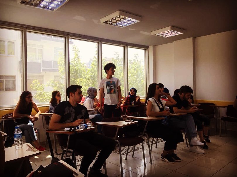 English Time İzmit Galeri 13