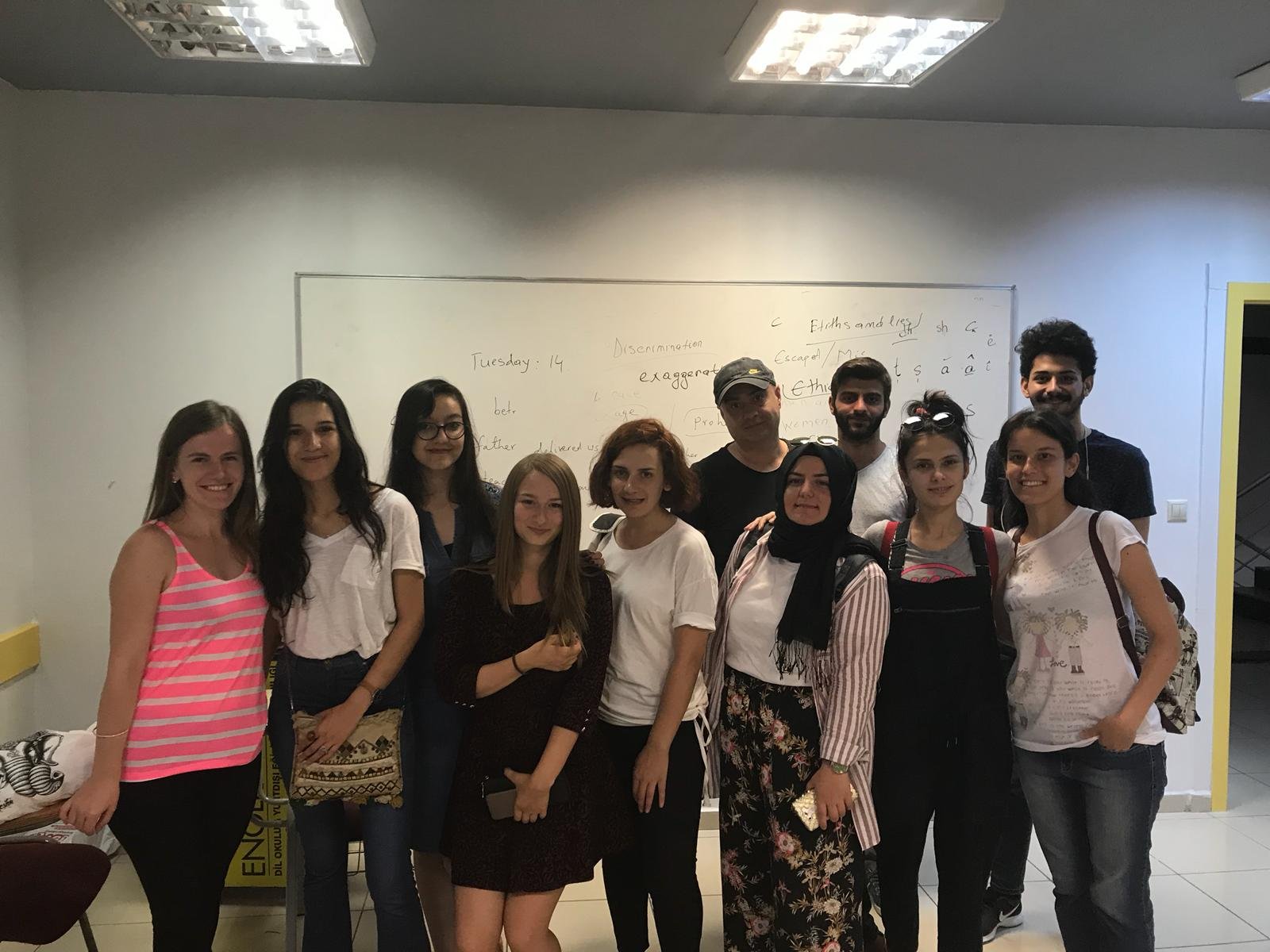 English Time İzmit Galeri 28