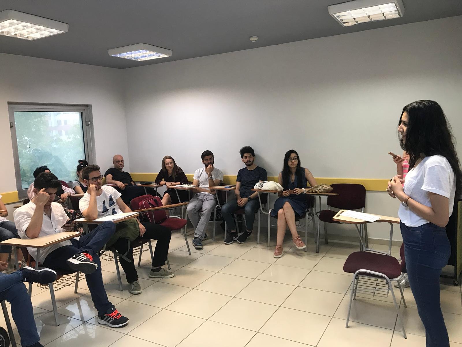English Time İzmit Galeri 27